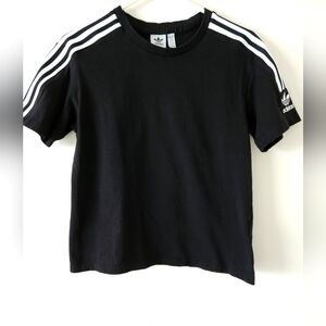 🖤Adidas women black Shirt with White Stripes size small🖤
